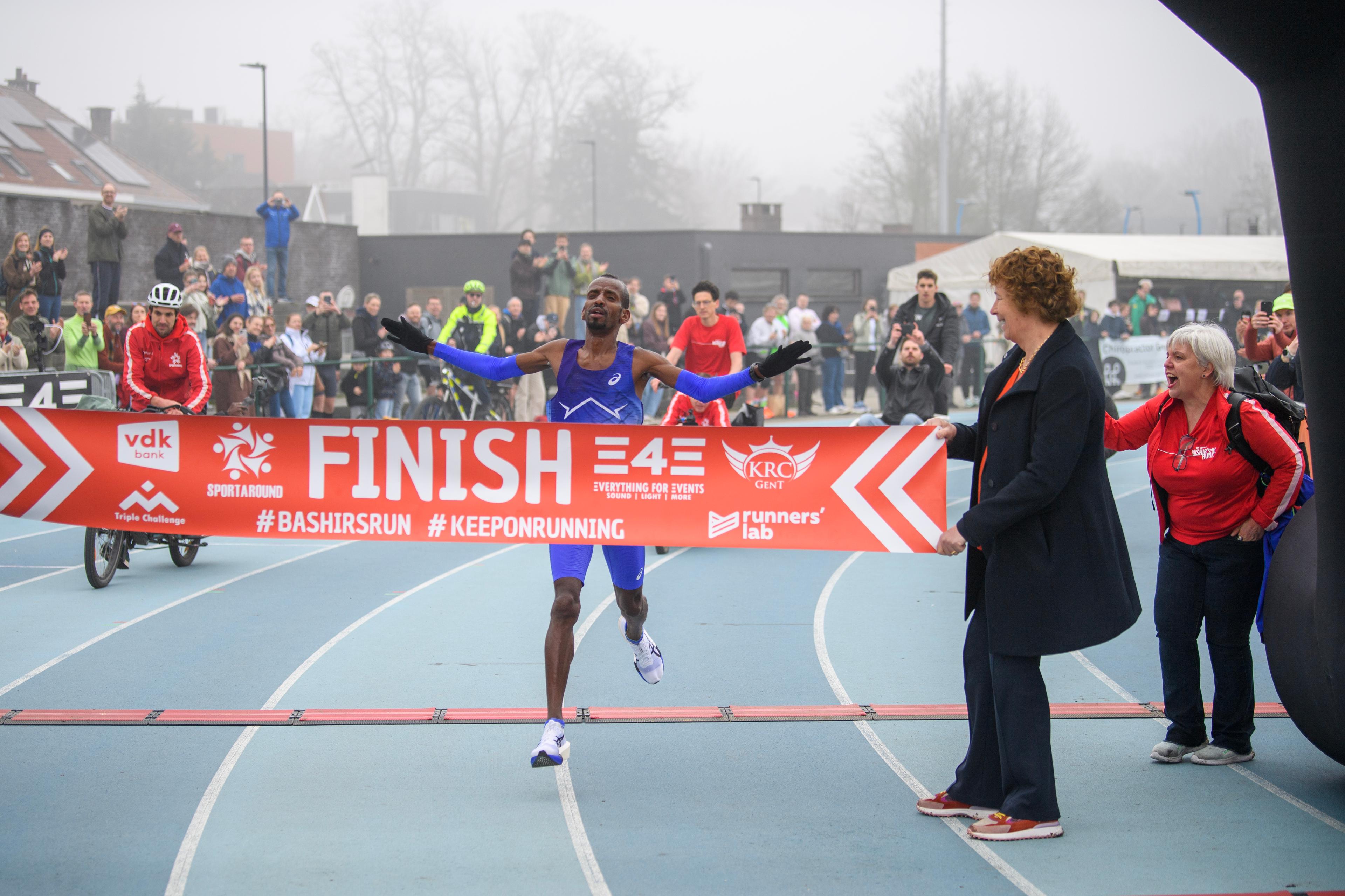 20260308-000007-johnny-de-ceulaerde-bashir-abdi-run-nikon-d5-jdc4123